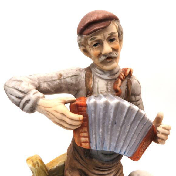 Vintage Hand Painted Porcelain Accordion Player Figurine & Dog Capodimonte Style - Picture 8 of 11